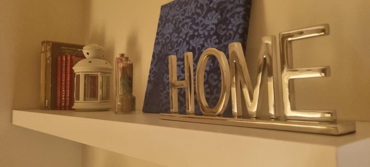 Leonardo Home Caserta Bagian luar foto